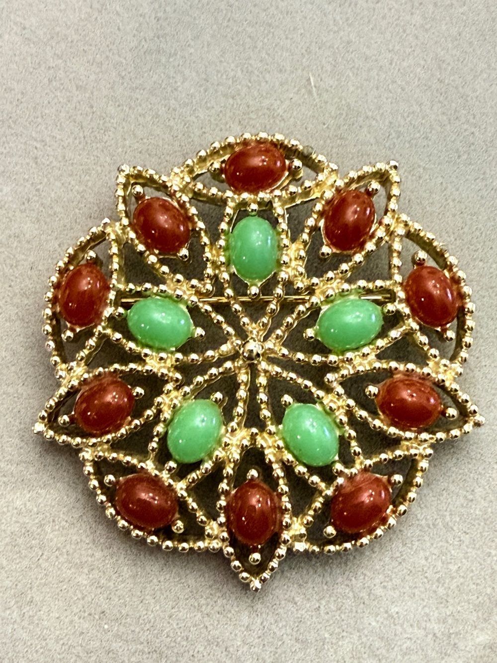 Vintage 1969 Sarah Coventry "Acapulco" brooch
